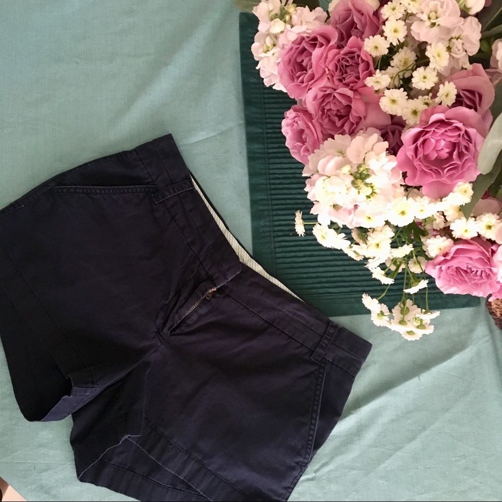 J. Crew Broken-in Chino 6 Navy Blue Small Flaw